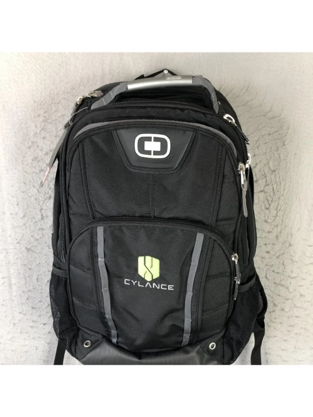 OGIO Black 19